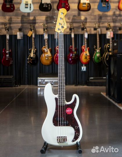 Fender Squier Classic Vibe 60s Precision Bass Бас