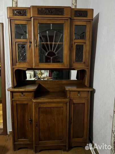 Старинный буфет