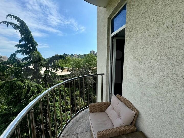 4-к. квартира, 102,2 м², 6/9 эт.