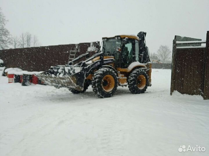 Аренда и услуги трактора экскаватор-погрузчик