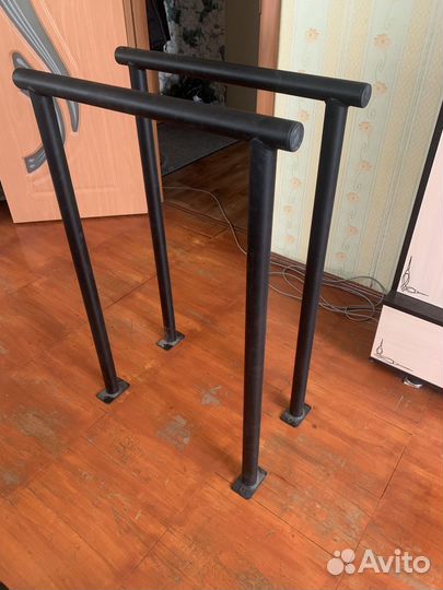 Турник брусья