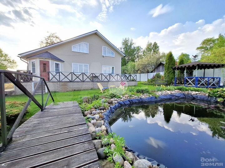 Коттедж 202,8 м² на участке 30 сот.