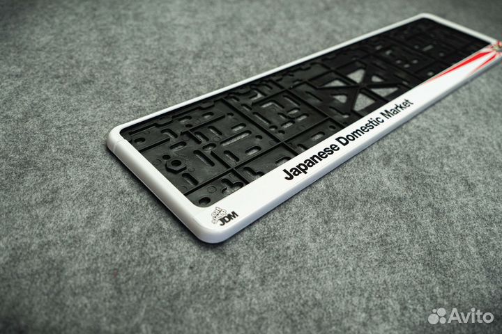 Рамка номера пластиковая с защелкой 