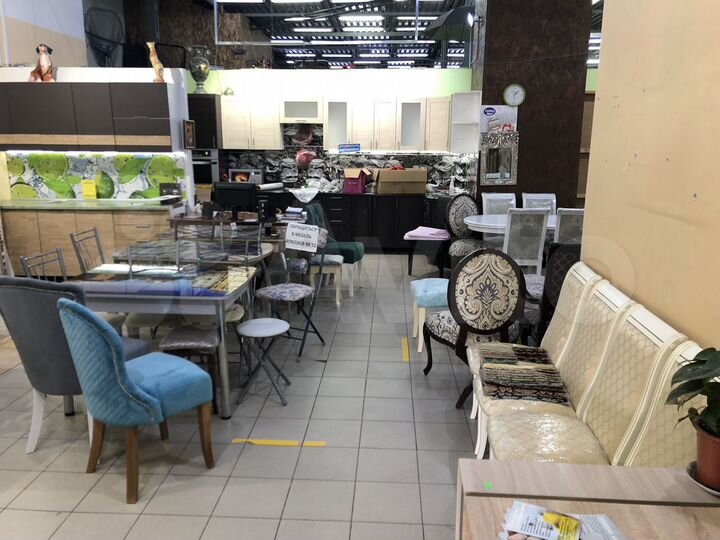 Торговая площадь, 64 м²