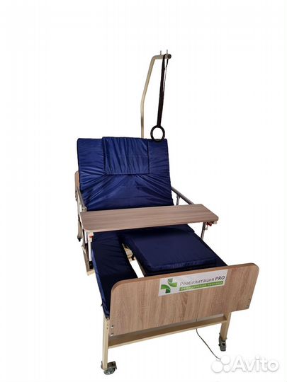 Медицинская кровать для инвалидов