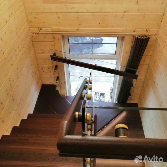 Лестница для загородного дома