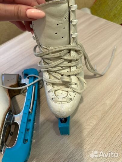 Коньки фигурные