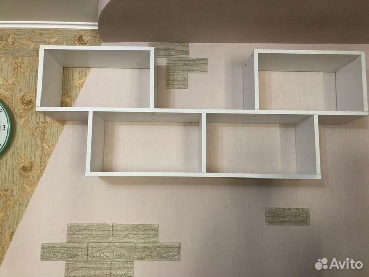 Полка настенная навесная