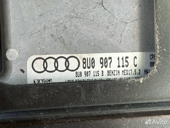 Блок управления двигателем Audi Q3 8U