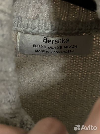 Свитер водолазка bershka