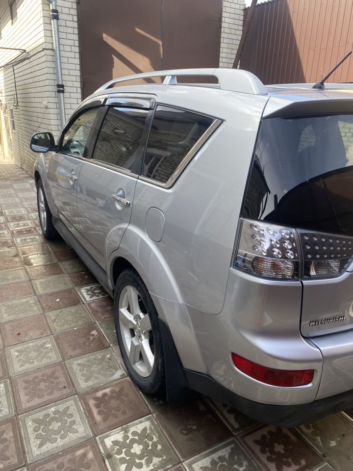 Mitsubishi Outlander: фото владельца