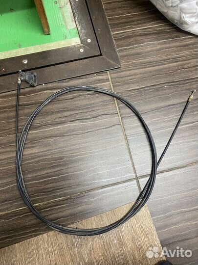 Тросик от бензобака