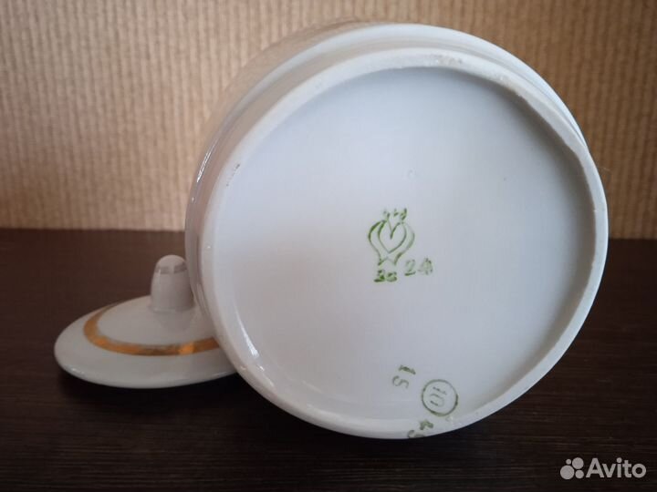 Чайник, сахарница, молочник, чайная пара. СССР