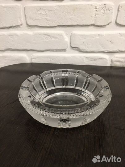 Хрустальная пепельница