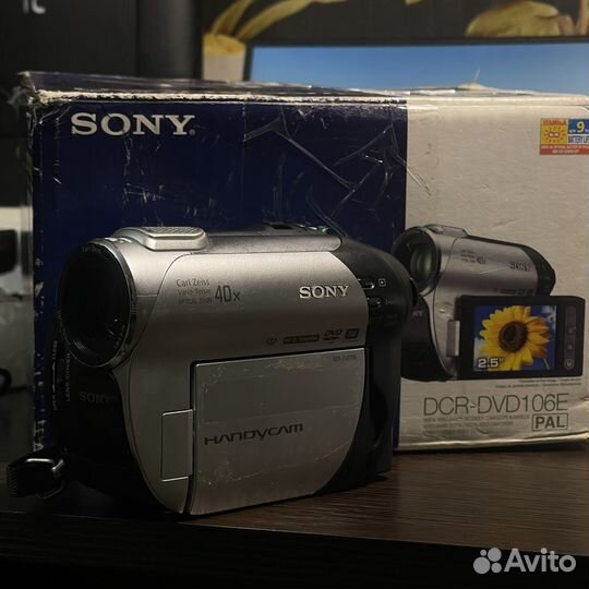 Видеокамера sony handycam y2k