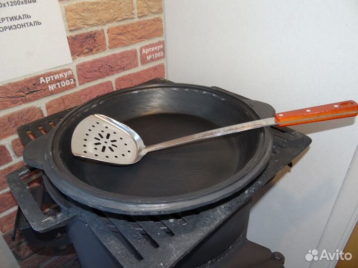 Крышка - сковорода чугунная на казан, Узбекистан