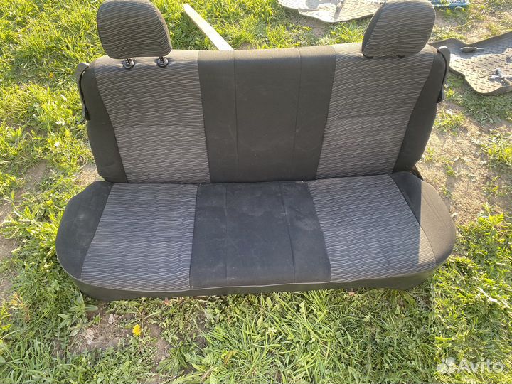 Сиденья рено сандеро 1