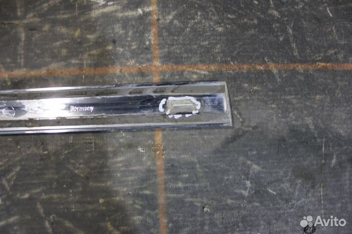 Молдинг двери передней- Mercedes-Benz GLK- X204