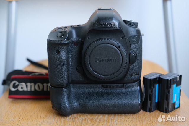 Canon 5D mark iii с батблоком