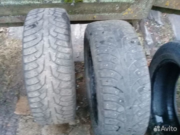 Nokian Tyres Hakkapeliitta 5 215/60 R17