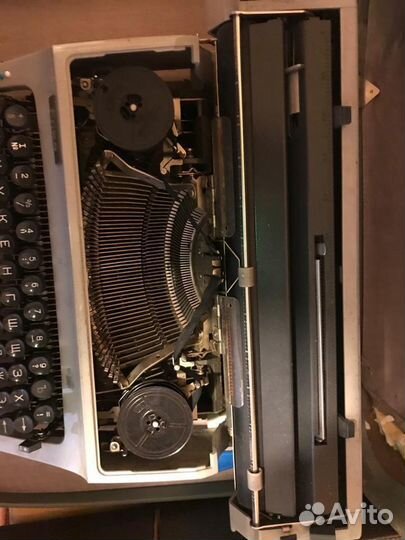 Пищущая машинка Эрика