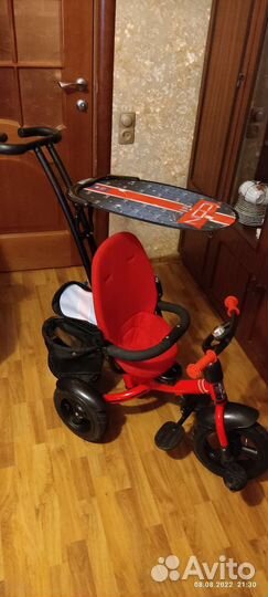 Детский велосипед бу трех колесный