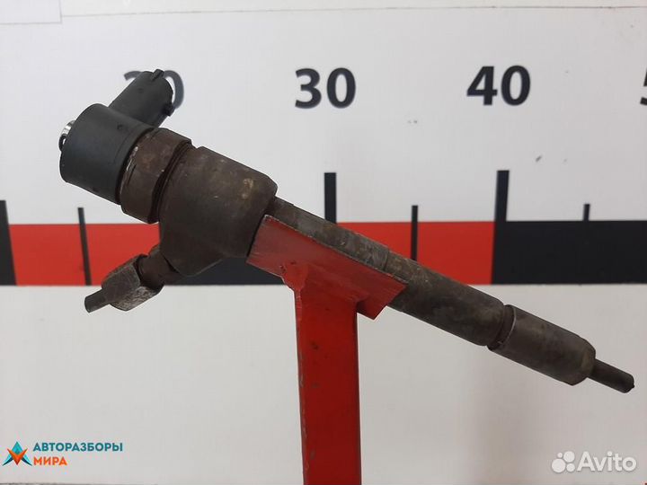 Форсунка Opel Corsa C рест. 2006 93183910