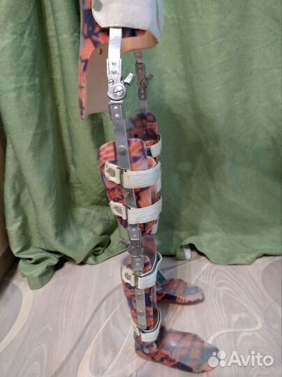 Аппарат на нижние конечности и туловище, ортез