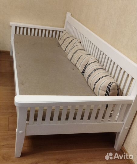 Диван прямой новый