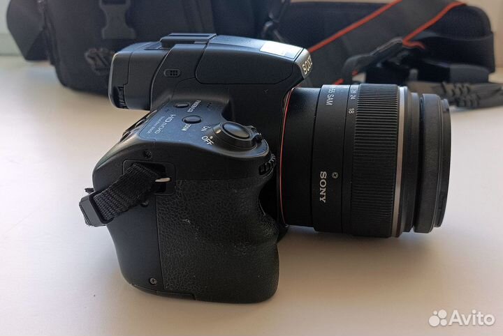 Зеркальный фотоаппарат Sony SLT A37