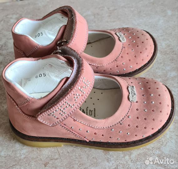 Туфли для девочки 23 размер