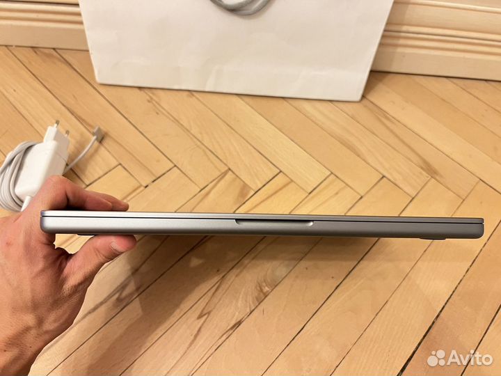 MacBook Pro 14 2023 M2 16Gb 512Gb 74 цикла акб