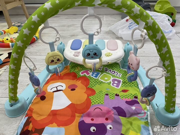 Развивающий музыкальный коврик с пианино/игрушками