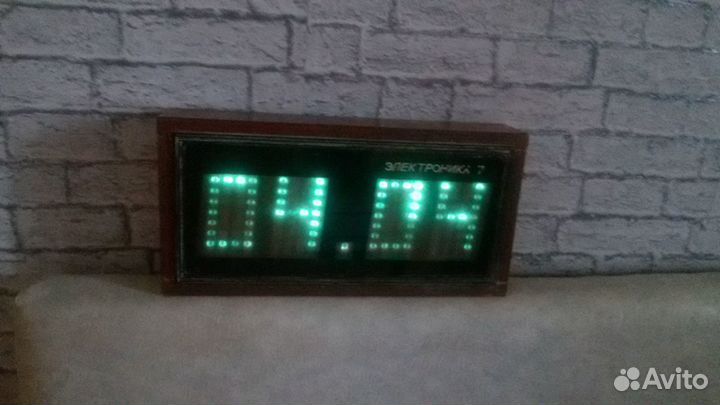 Часы электроника 7 1987г