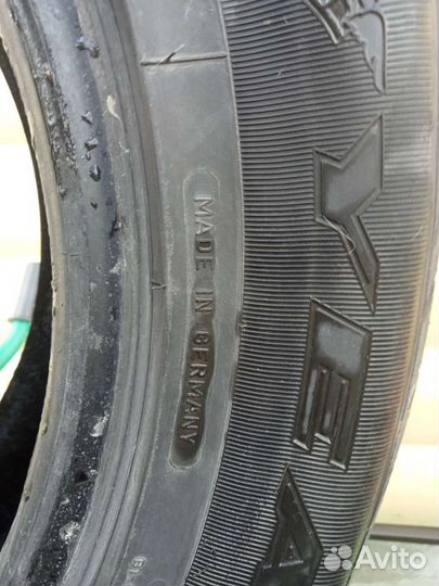 Goodyear EfficientGrip 235/60 R17 102