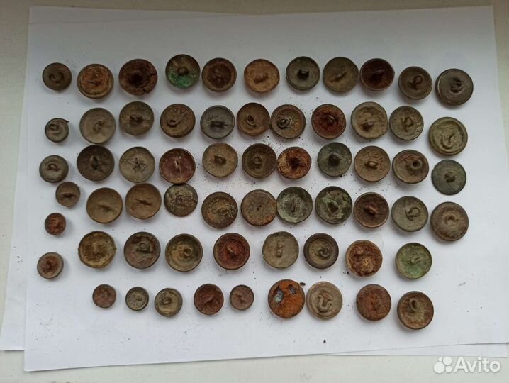 Лот пуговиц ри