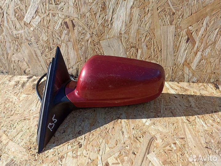 Зеркало левое Volkswagen Passat B5