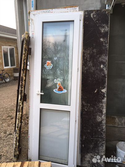 Дверь,окно,оконный блок, металло пластиковая б/у