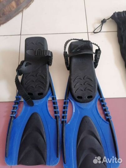 Ласты,очки, шапочки для плавания