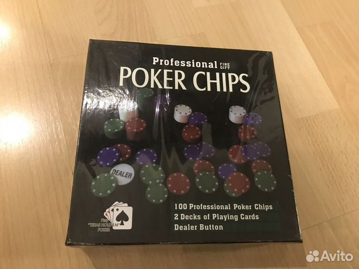 Набор покерный на 100 фишек новый