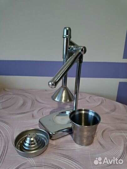 Соковыжималка ручная механическая