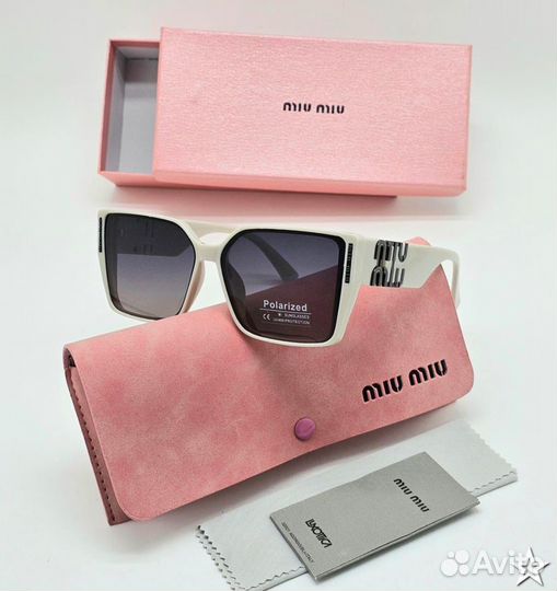 Солнцезащитные очки Miu Miu polaroid