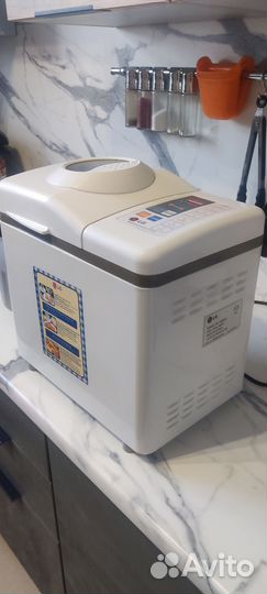 Хлебопечь LG HB-202 CE
