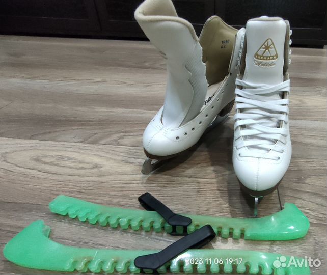 Коньки jackson artiste