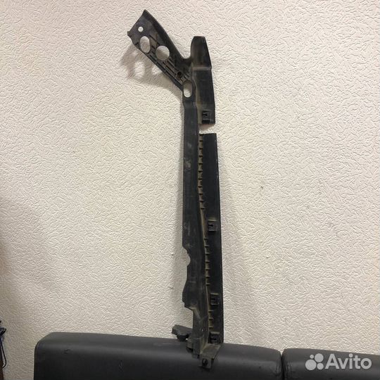 Накладка крыла Nissan Patrol 2010-2021 638291ZS0A