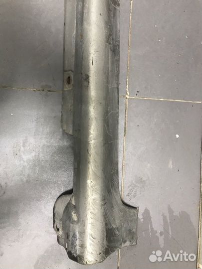 Порог пластиковый наружний Toyota Caldina ST215