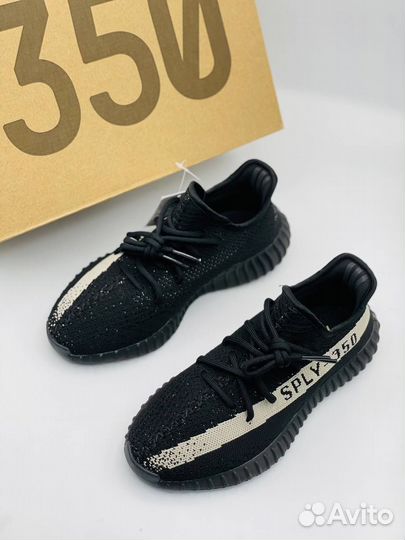 Кроссовки Adidas Yeezy Boost 350 Черные