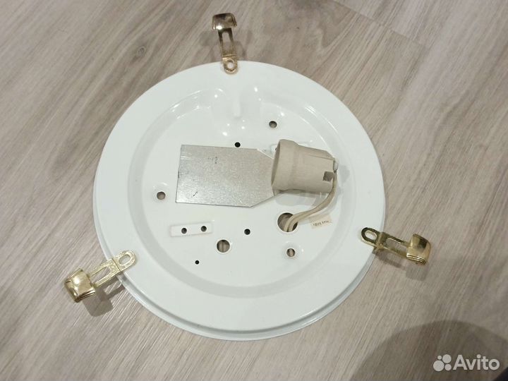 Светильник настенный