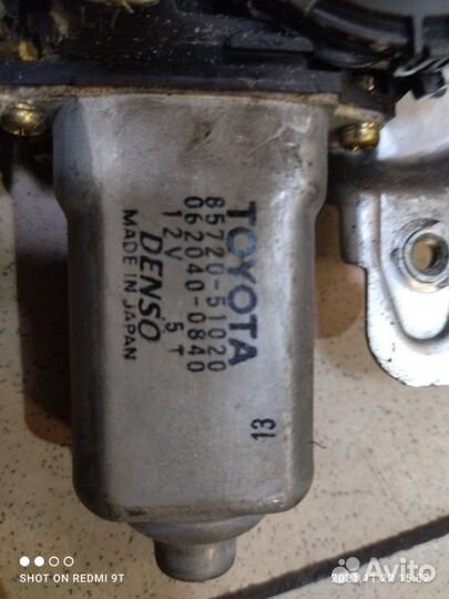 Стеклоподъемник задний левый Toyota Progres 2JZ-GE