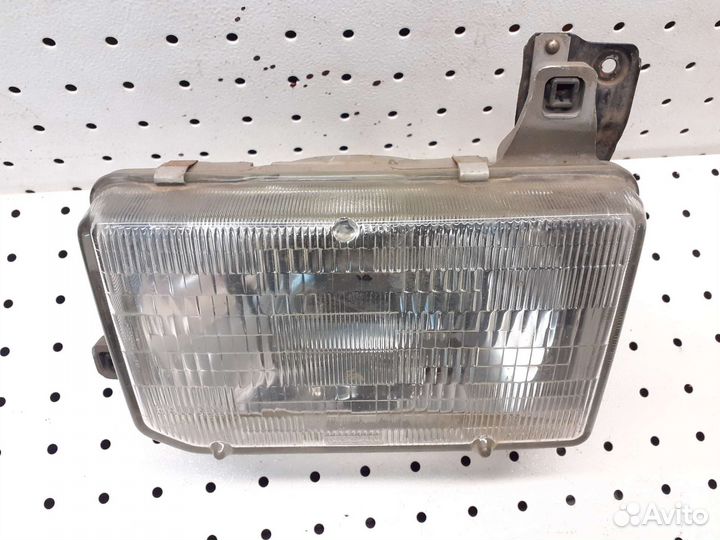 Nissan Pathfinder wd21(америка) фара левая